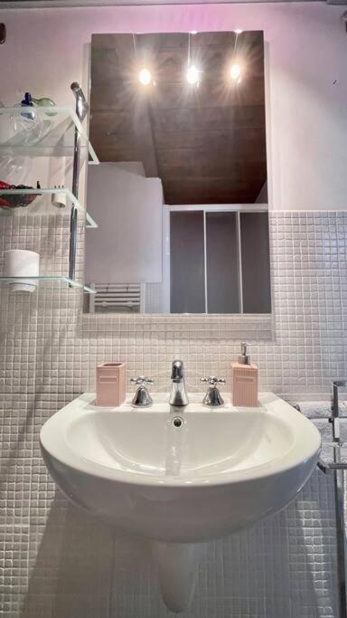 Altana - Loft Sulla Citta Apartment Parma Exterior photo