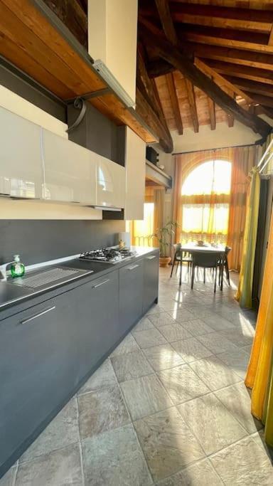Altana - Loft Sulla Citta Apartment Parma Exterior photo